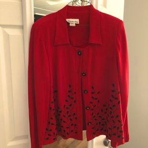 🎀 3 for $15 🎀☘️Vintage Red top/jacket. Wear with black skirt or pants.